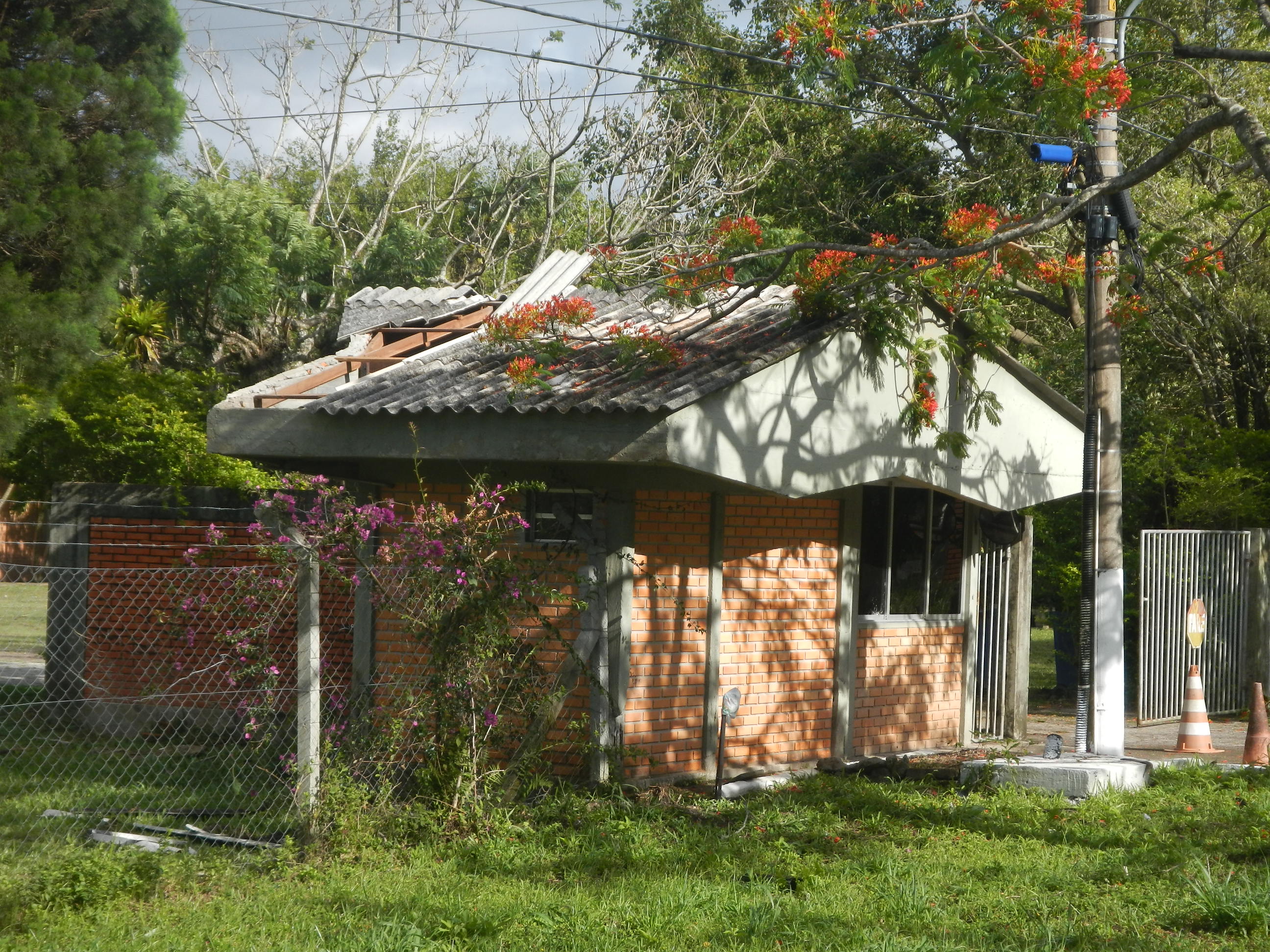 20161205 Fazenda Prejuízos após ciclone CeFA 061 Destelhamento guarita